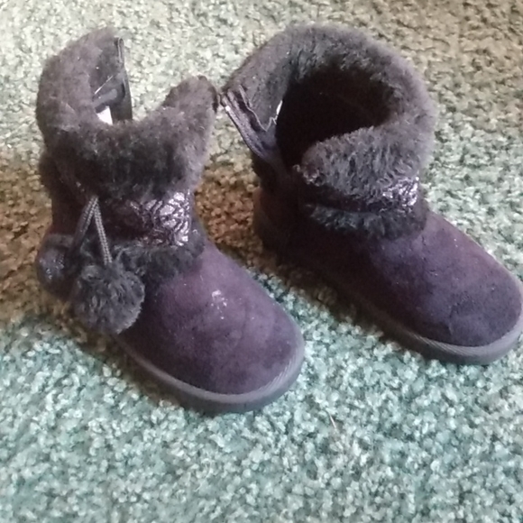 Girls boots - Picture 1 of 4